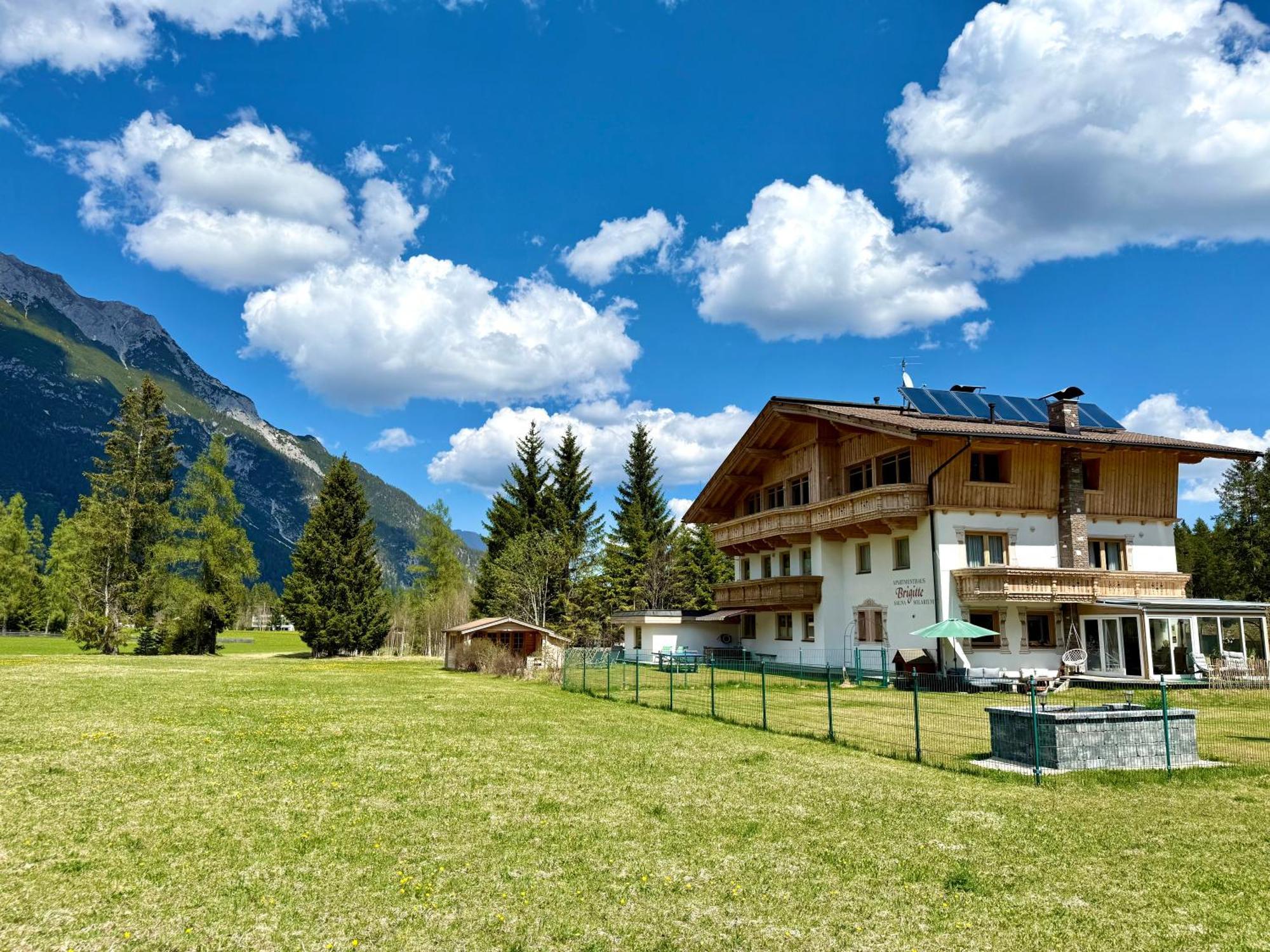 Apartmenthaus Brigitte Leutasch Exterior photo